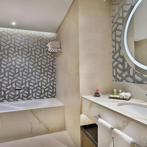 Superior One-Bedroom Suite Balcony Sea View